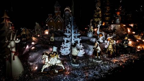 winter figurine wonderland